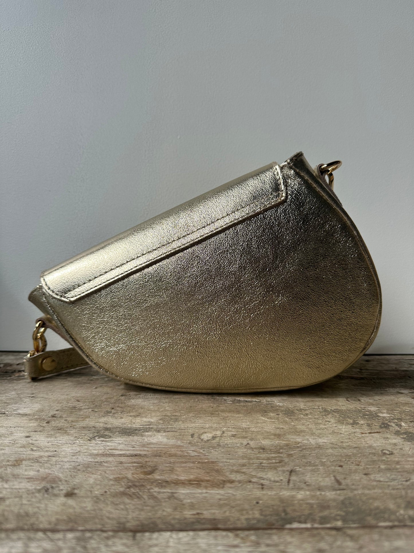 Bo Bag Metallic Gold