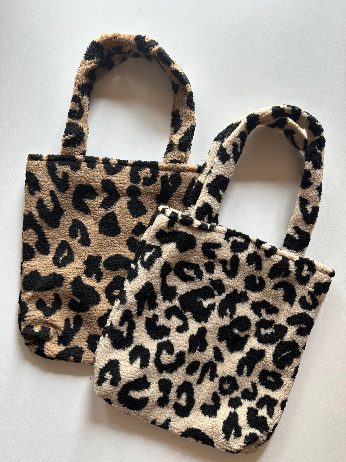 Leopard Shopper